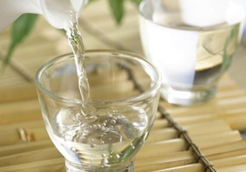 Rượu Làng Vân bao nhiêu độ? Uống có ngon không?