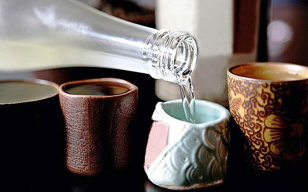 Hương vị riêng biệt của rượu làng Vân