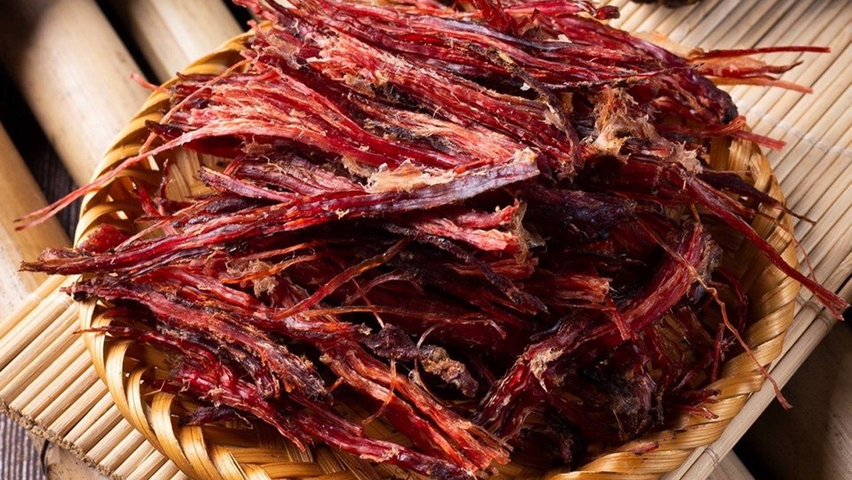 Thịt bò Lào gác bếp 