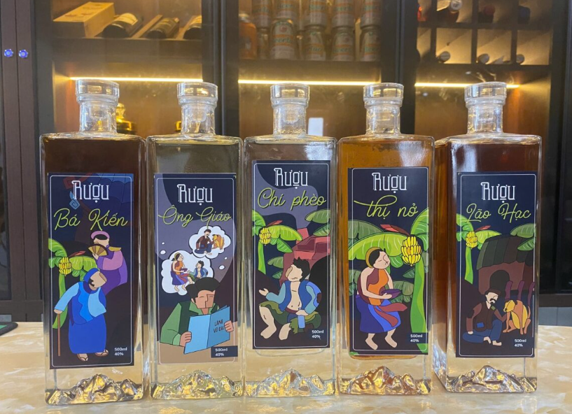 bộ 5 chai rượu làng Vũ Đại