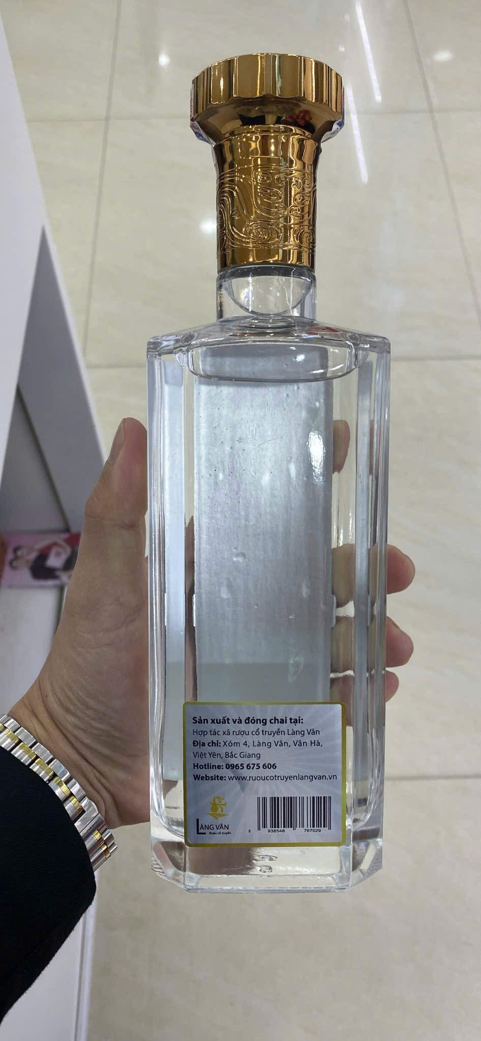 chai ruou lang van tinh khiet